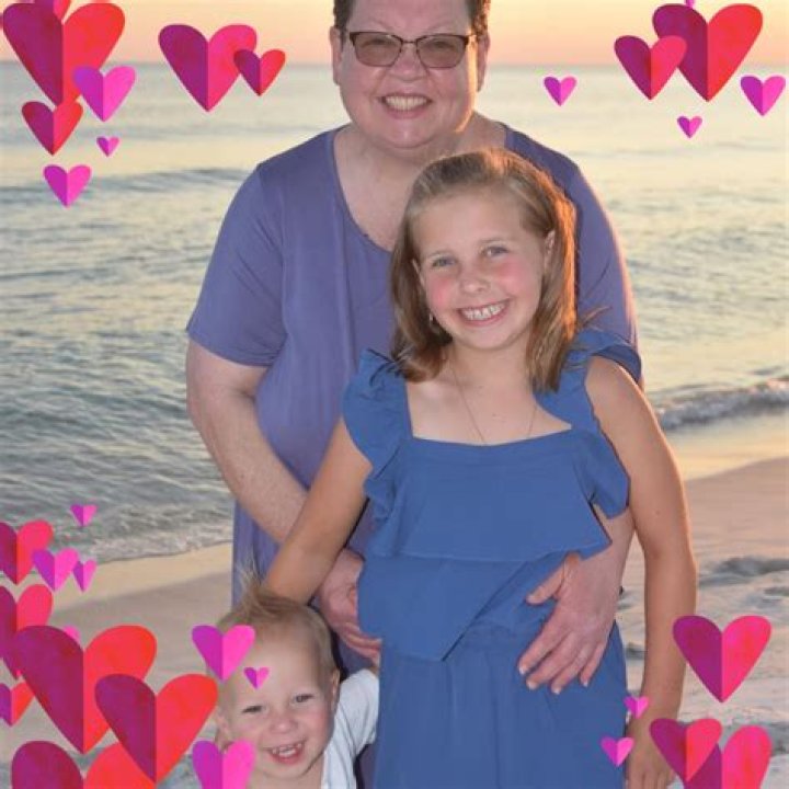 Abby the Spoon Lady Biography, Age, Height, Husband, Net Worth, Family