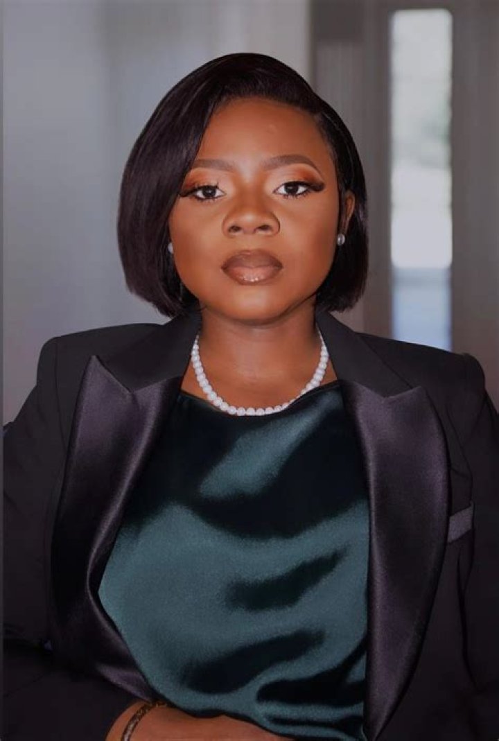 Adeola Olubamiji Biography, Age, Height, Husband, Net Worth, Family
