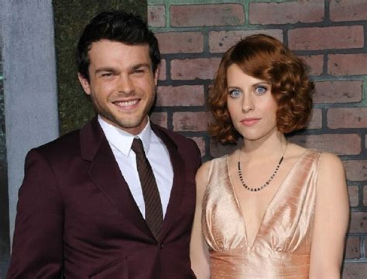 Alden Ehrenreich Biography, Age, Height, Wife, Net Worth, Family