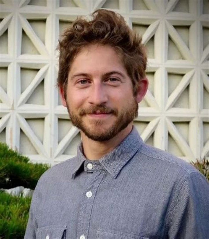 Alex D. Linz biografía, edad, altura, esposo, net worth, familia