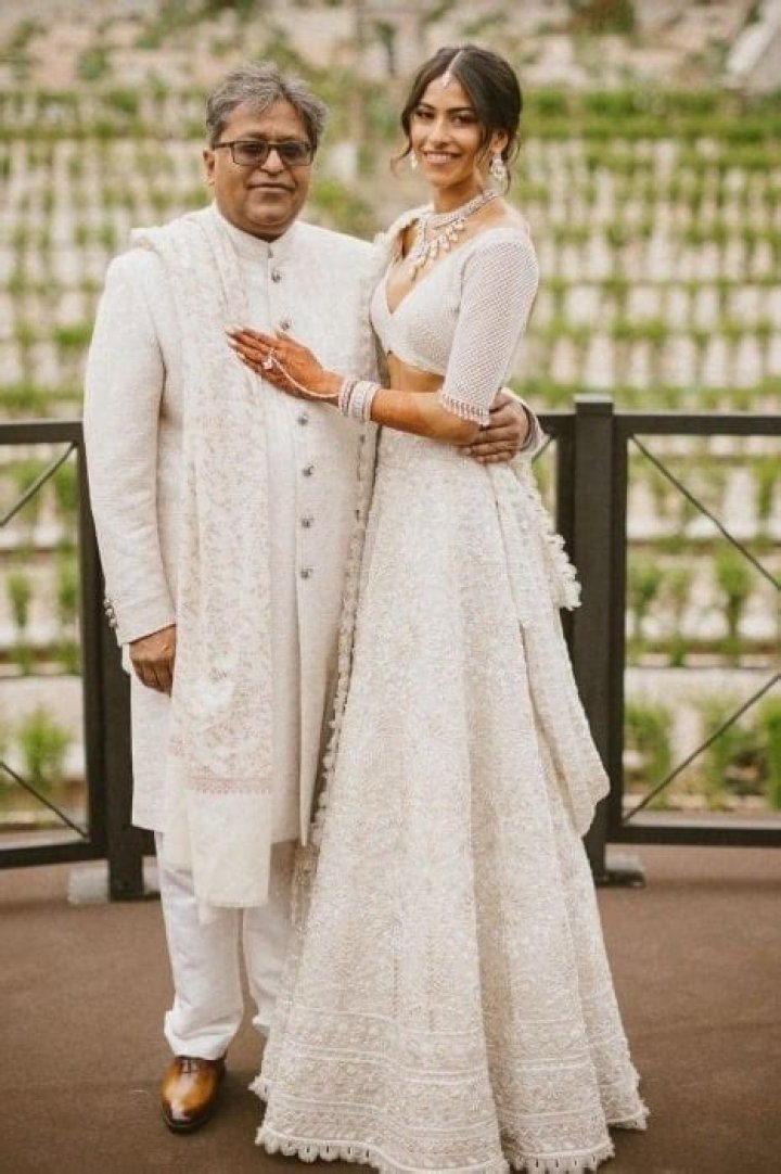 Aliya Wolf Biography, Age, Height, Husband, Net Worth, Family