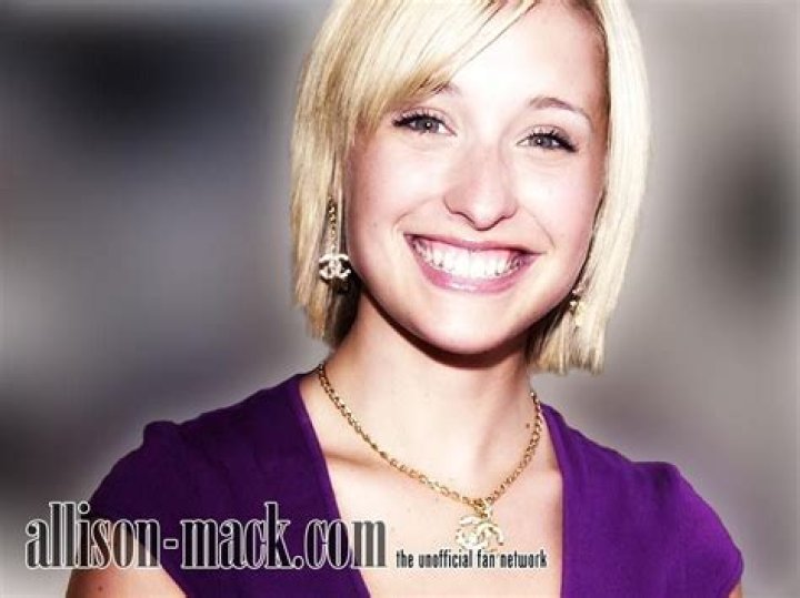 Allison Mack Biography, Age, Height, Husband, Net Worth, Family