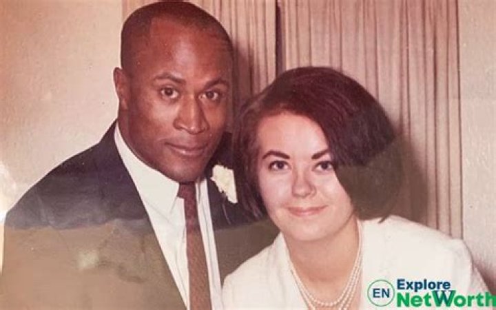 Amos Kollek Biography, Age, Height, Wife, Net Worth, Family