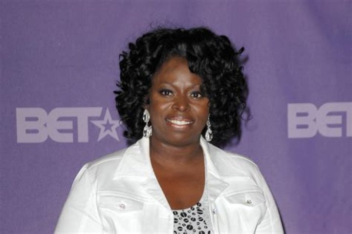 Angie Stone Biography, Age, Height, Husband, Net Worth, Family