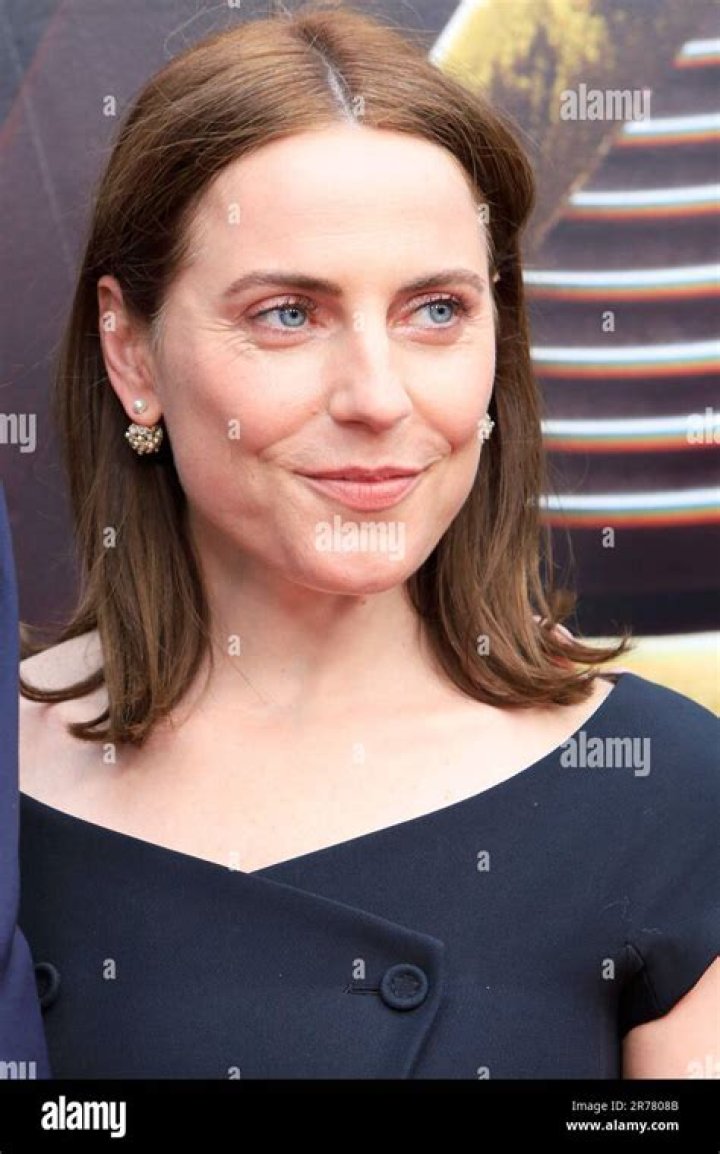 Antje Traue biografía, edad, altura, esposa, net worth, familia