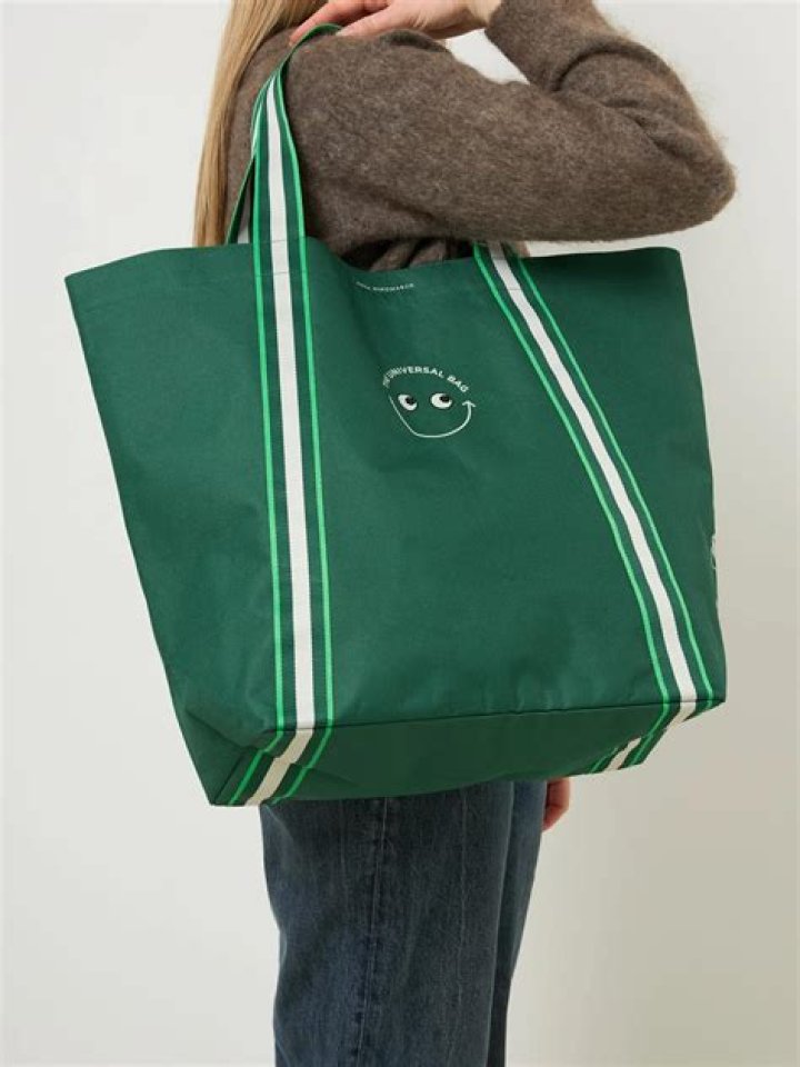 Anya Hindmarch Biography, Age, Height, Husband, Net Worth, Family