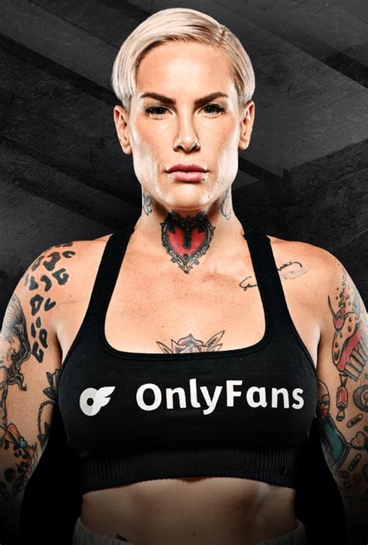 Bec Rawlings Biography, Age, Height, Husband, Net Worth, Family