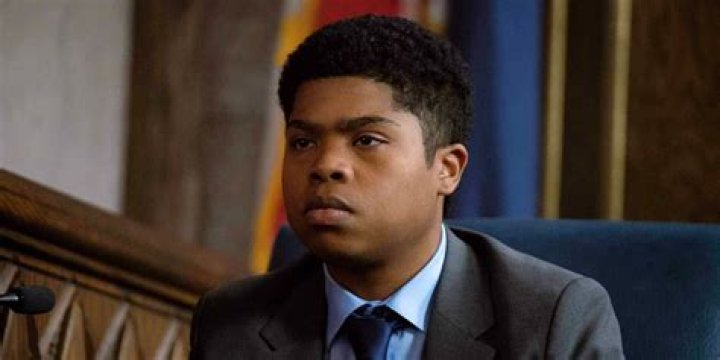 Benjamin Flores Jr. biografía, edad, altura, esposo, net worth, familia
