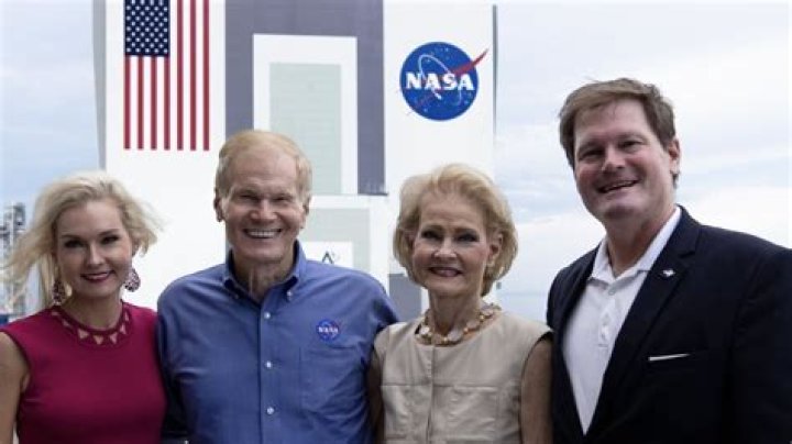 Bill Nelson Biography, Age, Height, Wife, Net Worth, Family