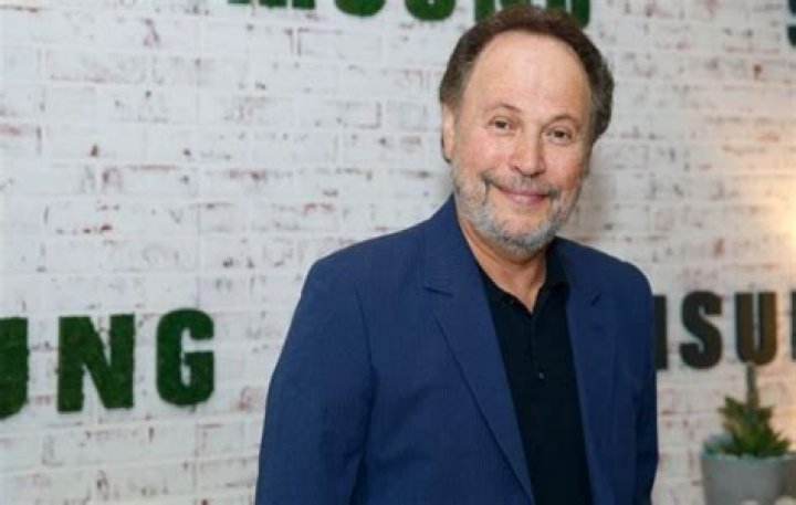 Billy Crystal Biography, Age, Height, Wife, Net Worth, Family