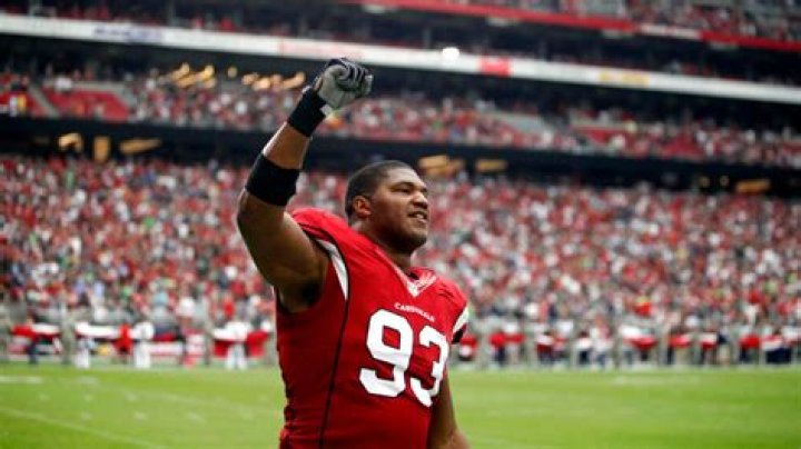 Calais Campbell biografía, edad, altura, esposo, net worth, familia