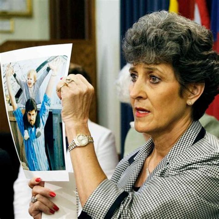 Cameron Todd Willingham Biography, Age, Height, Wife, Net Worth, Family