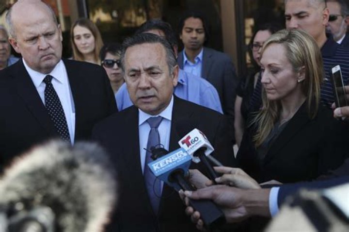 Carlos Uresti Biography, Age, Height, Wife, Net Worth, Family