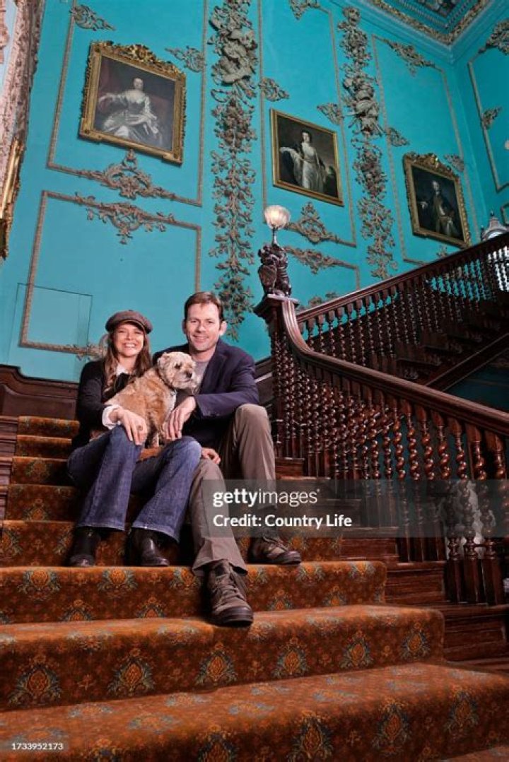 Charles Courtenay, 19th Earl of Devon Biography, Age, Height, Wife, Net Worth, Family