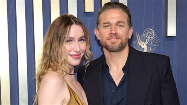 Charlie Hunnam Biography, Age, Height, Wife, Net Worth, Family