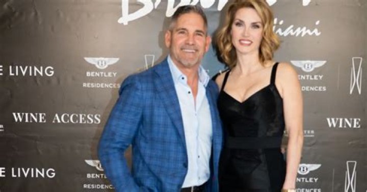 Ciaran Lyons Biography, Age, Height, Wife, Net Worth, Family