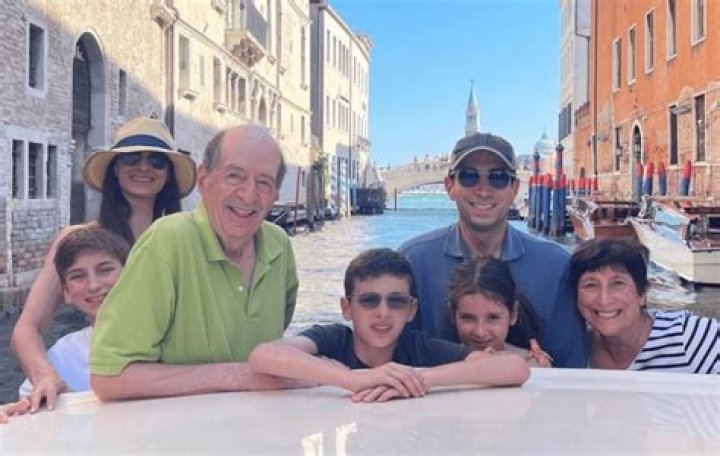 Dan Sorkin Biography, Age, Height, Wife, Net Worth, Family