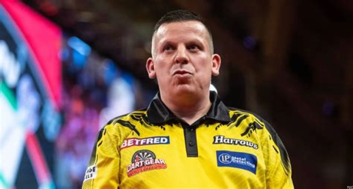 Dave Chisnall Biography, Age, Height, Wife, Net Worth, Family