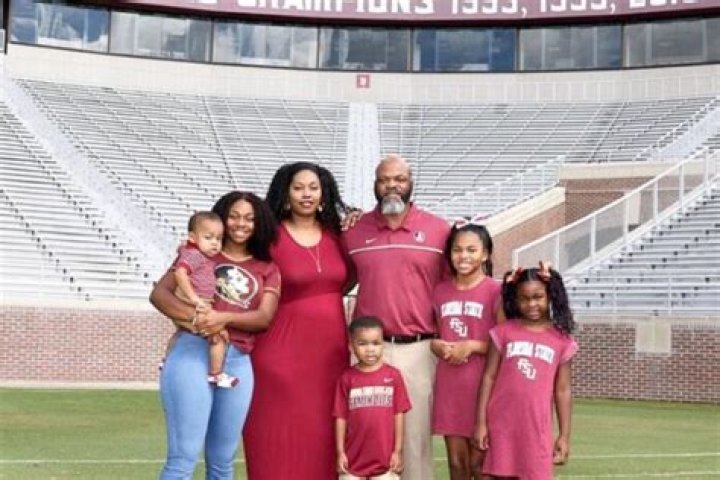 DeeJay Dallas Biography, Age, Height, Wife, Net Worth, Family