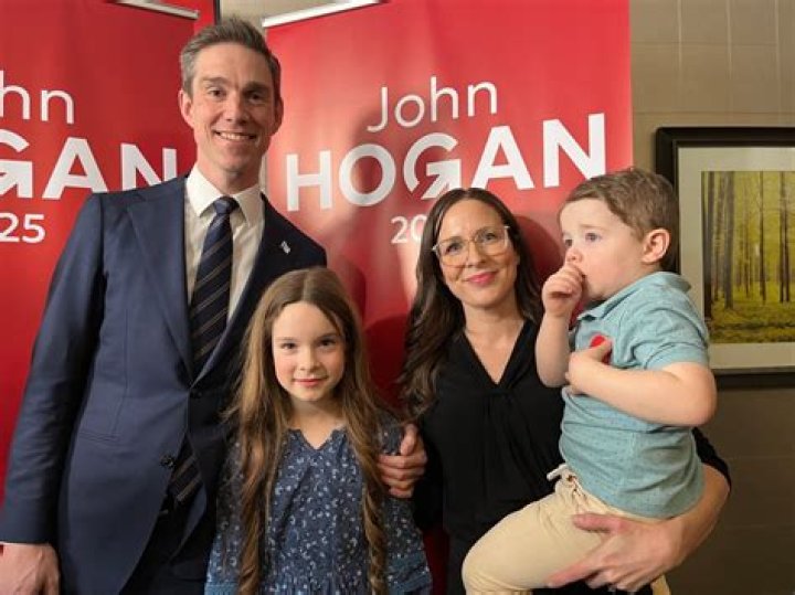 Demarcus Dobbs Biography, Age, Height, Wife, Net Worth, Family