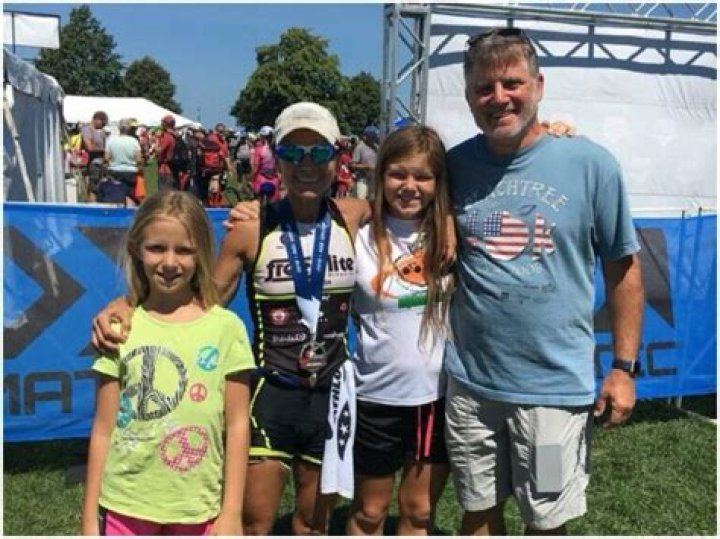 Denise Dillon Biography, Age, Height, Husband, Net Worth, Family