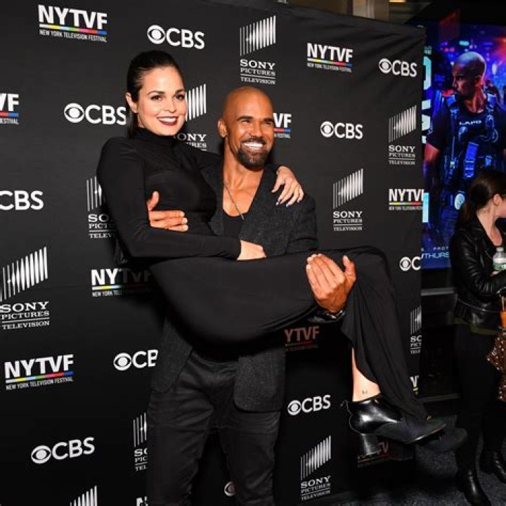 DJ Esco Biography, Age, Height, Net Worth, Family