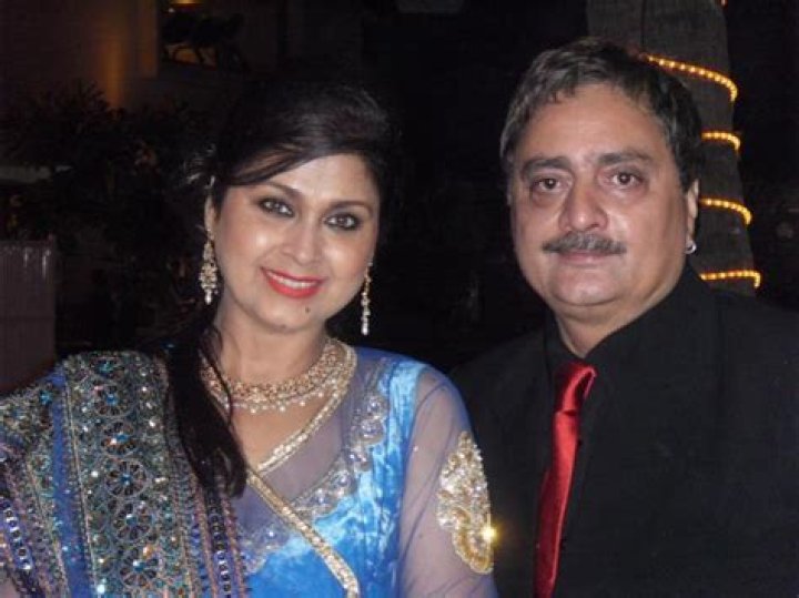 Dolly Minhas Biography, Age, Height, Husband, Net Worth, Family