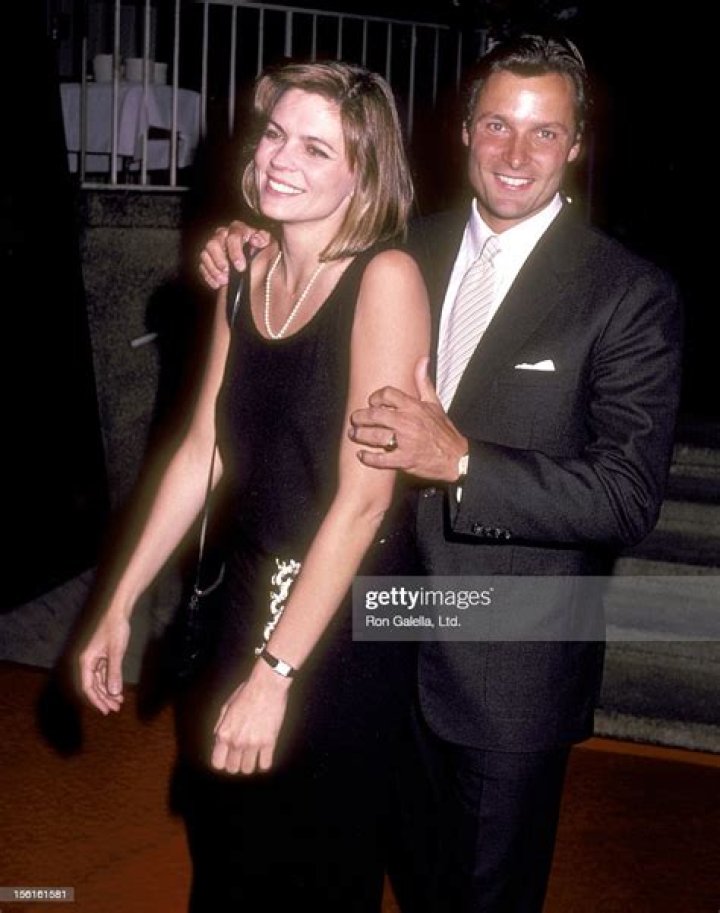 Douglas Barr Biography, Age, Height, Wife, Net Worth, Family