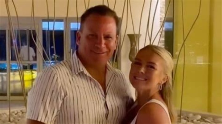 DY Krazy Biography, Age, Height, Wife, Net Worth, Family