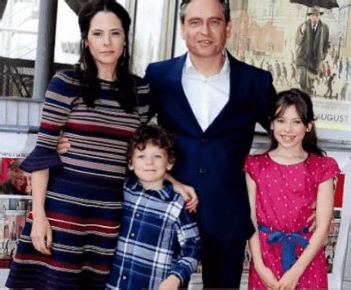 Elaine Cassidy Biography, Age, Height, Husband, Net Worth, Family