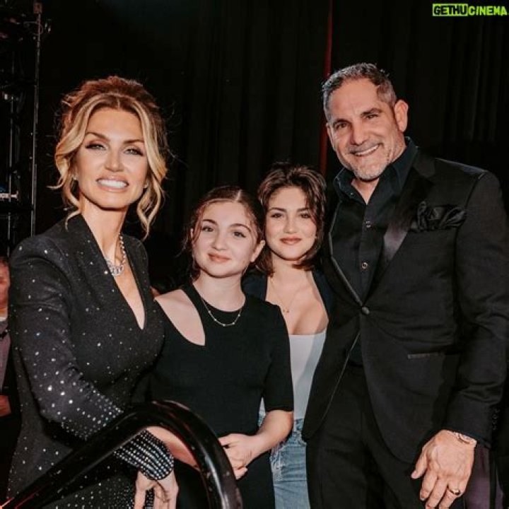 Elena Lyons Biography, Age, Height, Husband, Net Worth, Family