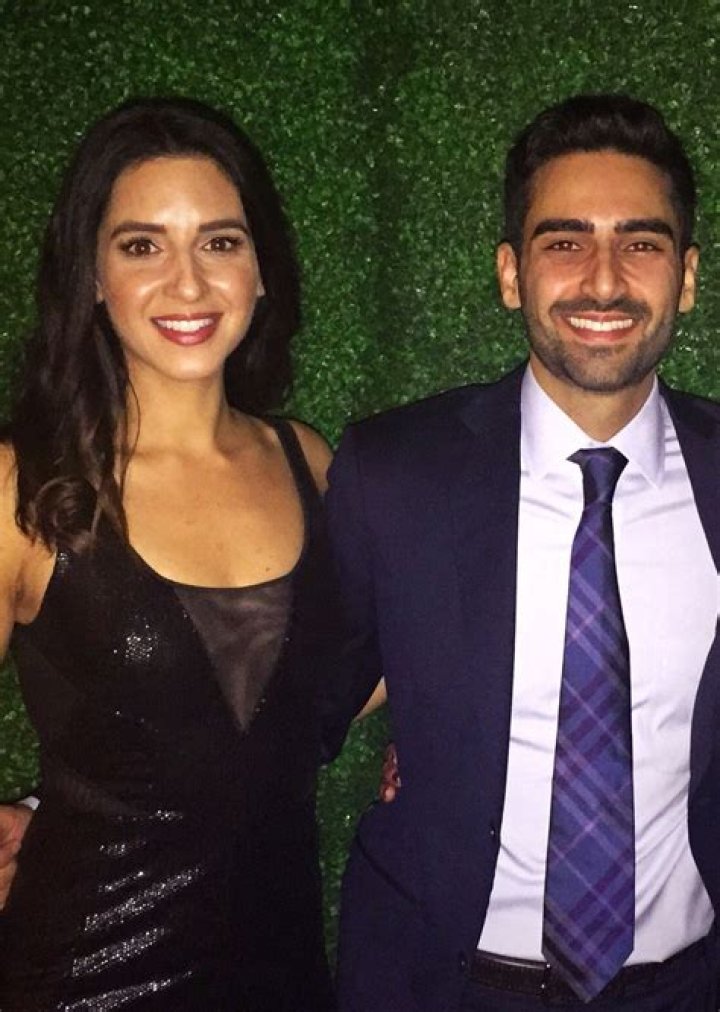 Elika Sadeghi Biography, Age, Height, Husband, Net Worth, Family