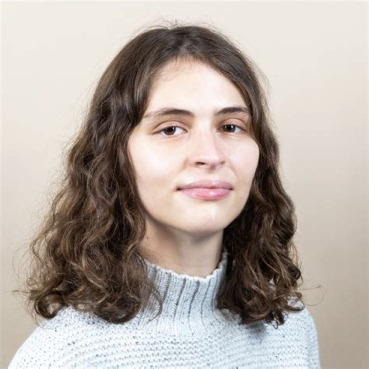 Emerald Fennell Biography, Age, Height, Husband, Net Worth, Family