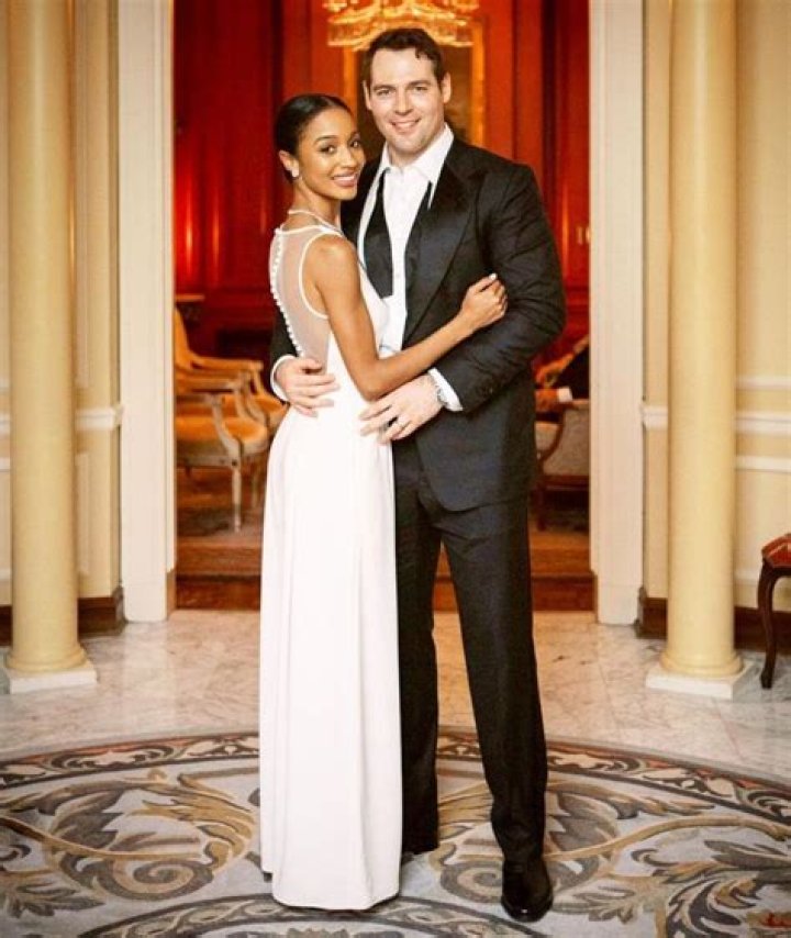 Erinn Westbrook biografía, edad, altura, esposa, net worth, familia