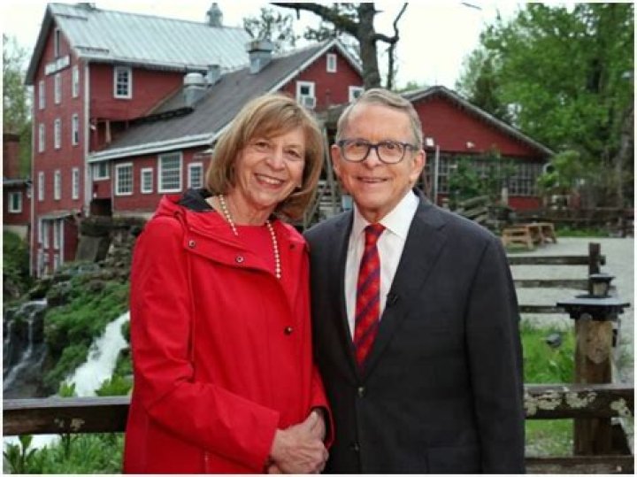 Fat Mike Biography, Age, Height, Wife, Net Worth, Family