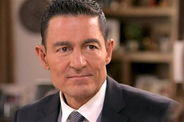 Fernando Colunga Biography, Age, Height, Wife, Net Worth, Family