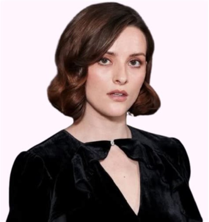 Frances Burberry Biography, Age, Height, Husband, Net Worth, Family