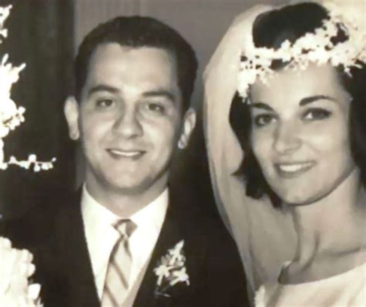 Frank T. Caprio Biography, Age, Height, Wife, Net Worth, Family