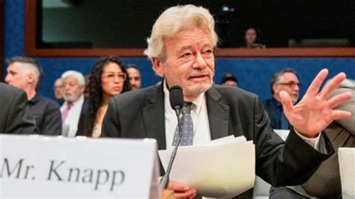 George Knapp (television journalist) biografía, edad, altura, esposo, net worth, familia