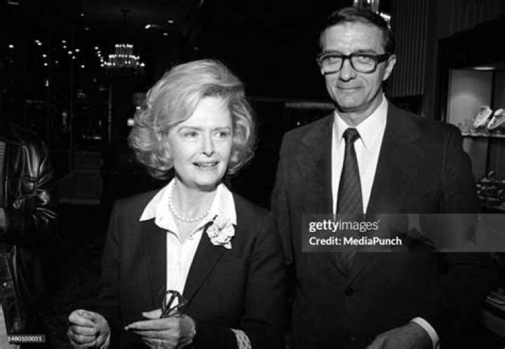 Grover Asmus Biography, Age, Height, Wife, Net Worth, Family