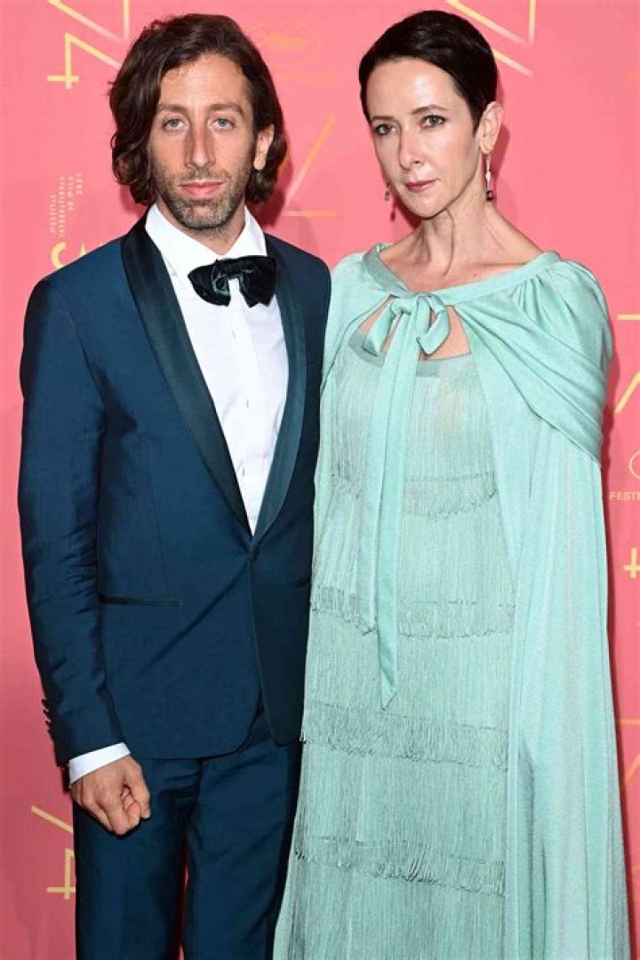 Harriet B. Helberg Biography, Age, Height, Husband, Net Worth, Family