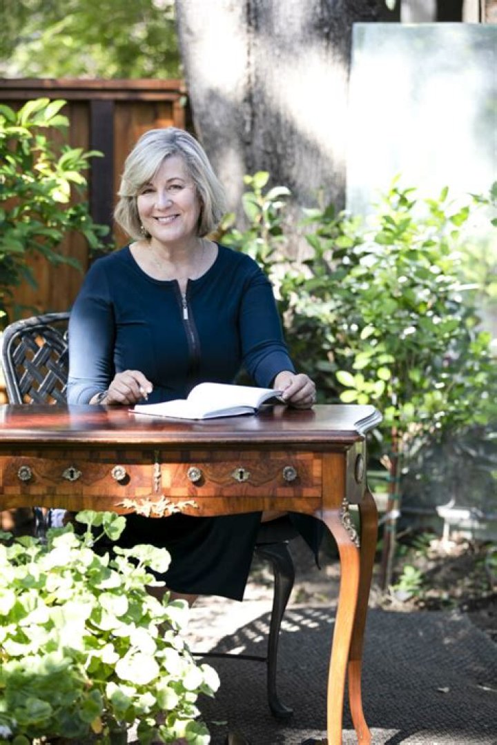 Ianthe Elizabeth Brautigan Biography, Age, Height, Husband, Net Worth, Family