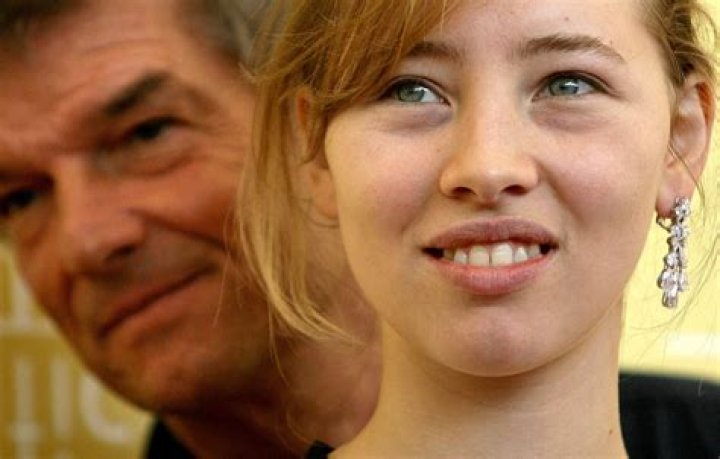 Isild Le Besco Biography, Age, Height, Husband, Net Worth, Family