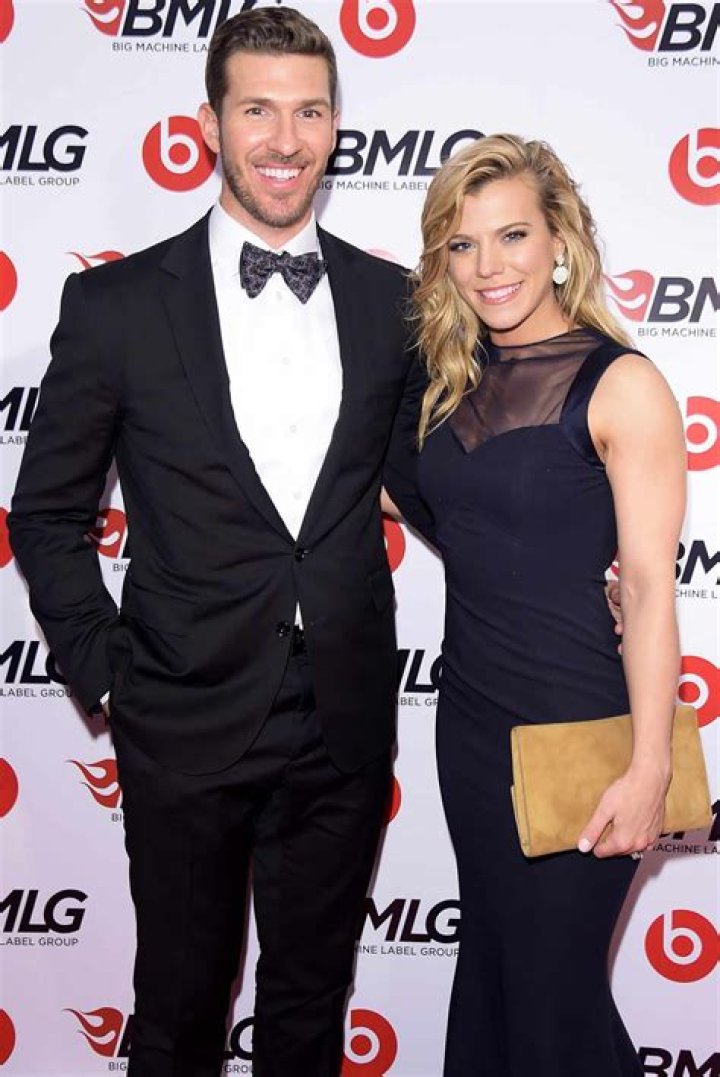 J. P. Arencibia Biography, Age, Height, Wife, Net Worth, Family