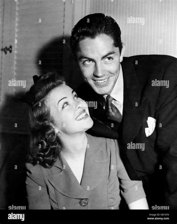 Jack Buetel Biography, Age, Height, Wife, Net Worth, Family