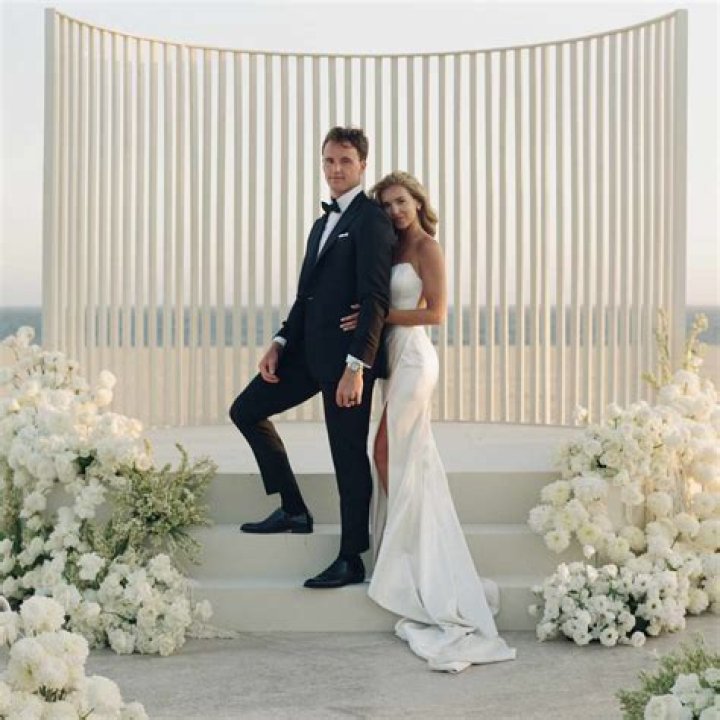 Jake Oettinger Biography, Age, Height, Wife, Net Worth, Family