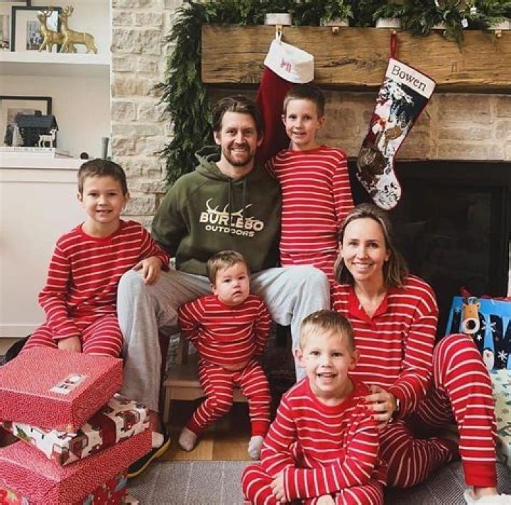 Jeff Petry Biography, Age, Height, Wife, Net Worth, Family