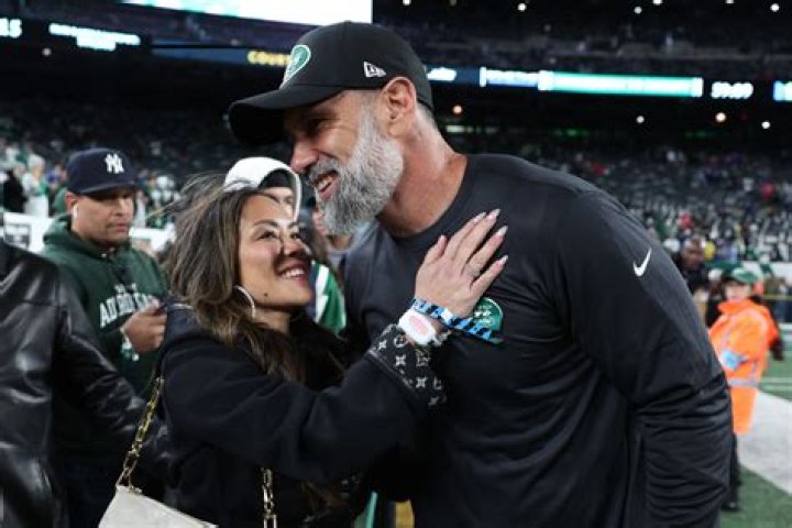 Jeff Ulbrich Biography, Age, Height, Wife, Net Worth, Family