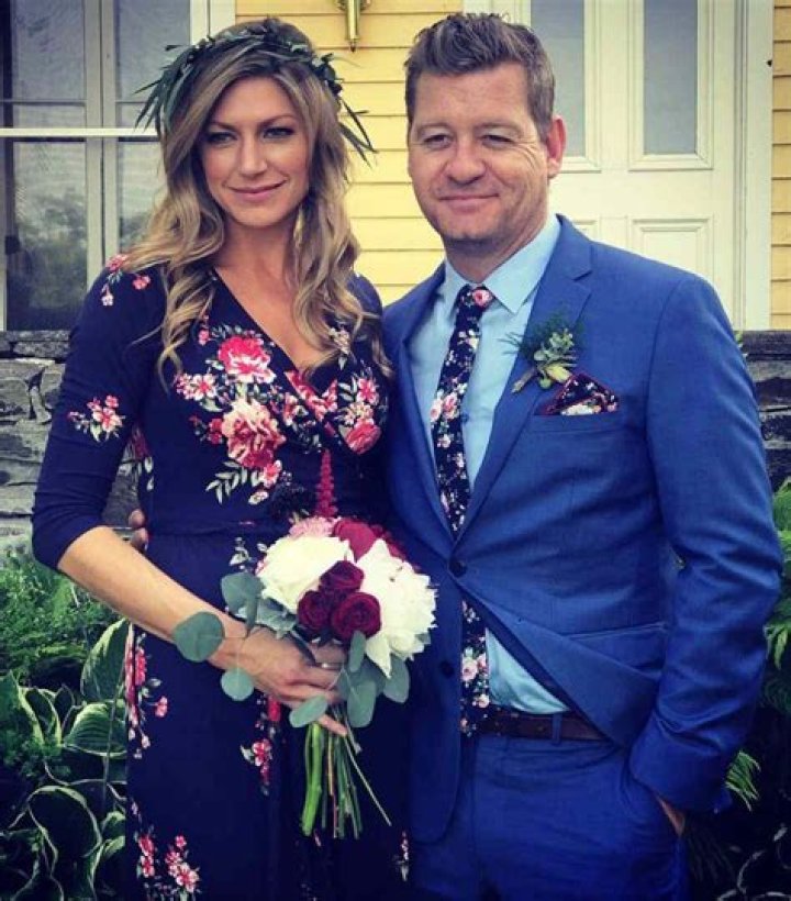 Jes Macallan Biography, Age, Height, Husband, Net Worth, Family