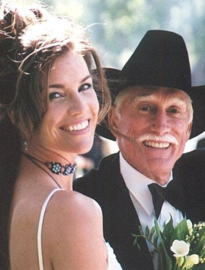 Joanna Pettet Biography, Age, Height, Husband, Net Worth, Family